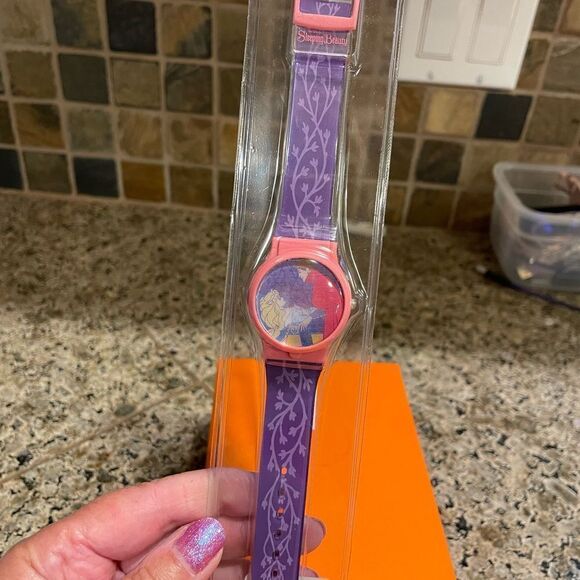 Vintage Disney Sleeping Beauty Watch New in Package - Picture 9 of 9